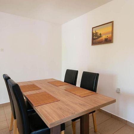 Apartments Ljiljana Оребич Экстерьер фото
