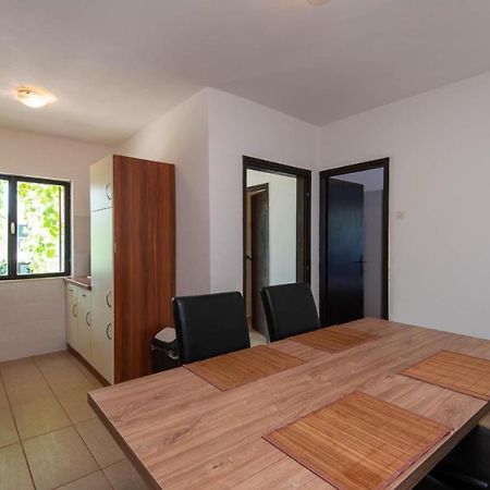 Apartments Ljiljana Оребич Экстерьер фото