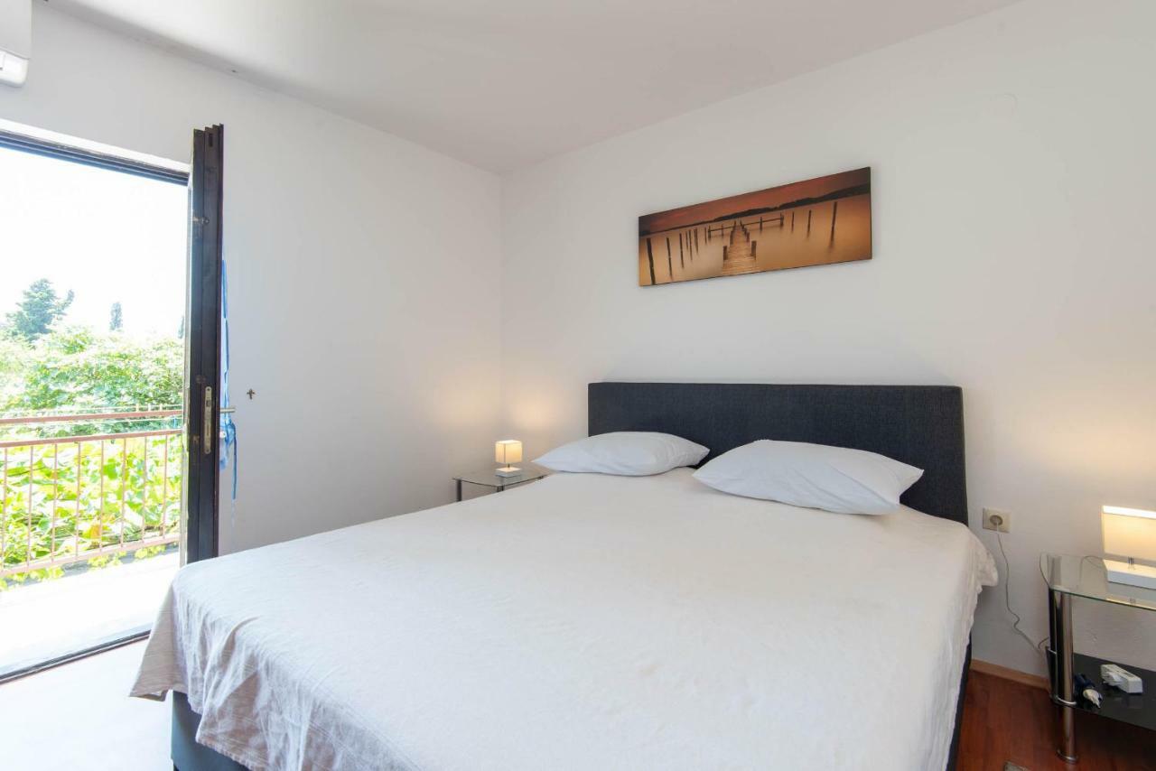 Apartments Ljiljana Оребич Экстерьер фото